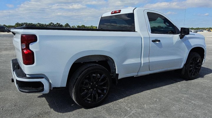 Chevrolet Silverado  2024