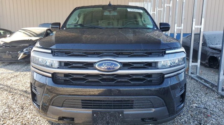 Ford EXPEDITION  2022