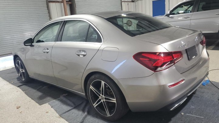 Mercedes-Benz A  2019