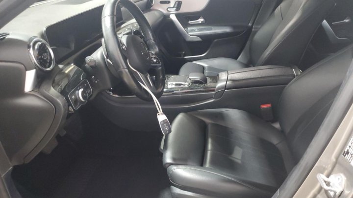 Mercedes-Benz A  2019