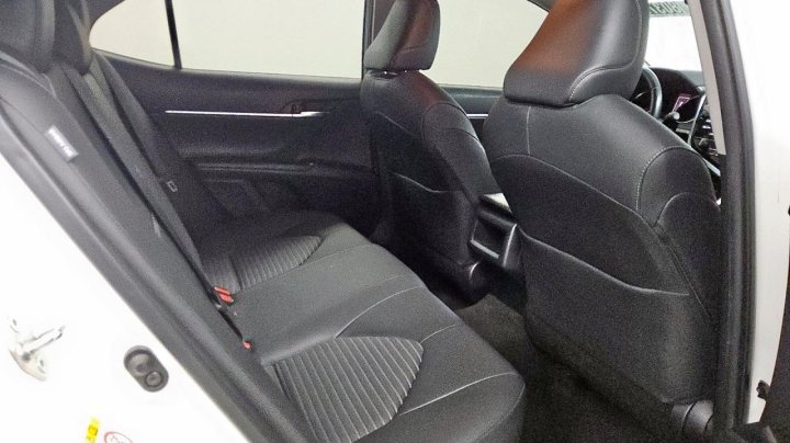 Toyota Camry  2018
