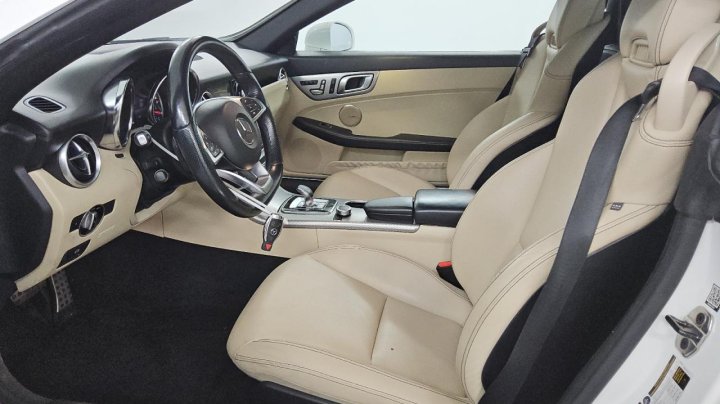 Mercedes-Benz SLC  2018
