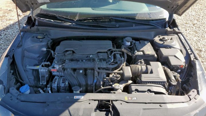 Hyundai Elantra  2023
