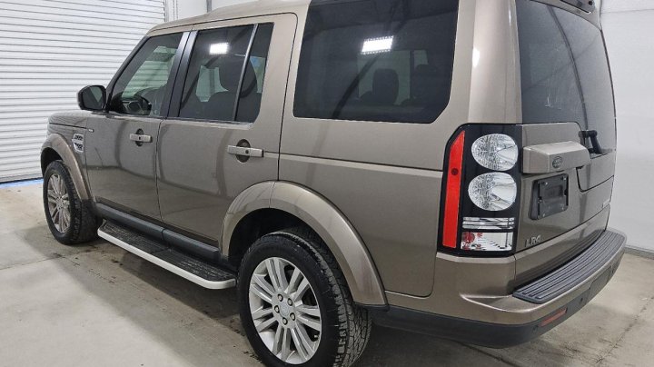 Land Rover LR4  2016
