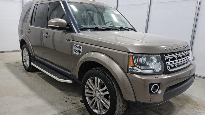 Land Rover LR4  2016