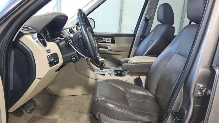 Land Rover LR4  2016
