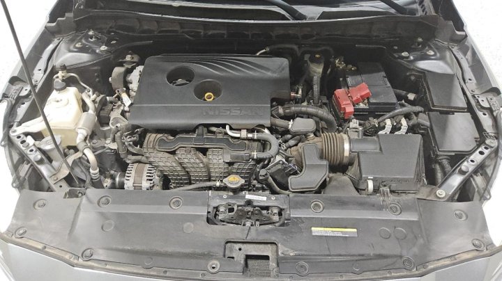 Nissan Altima  2020