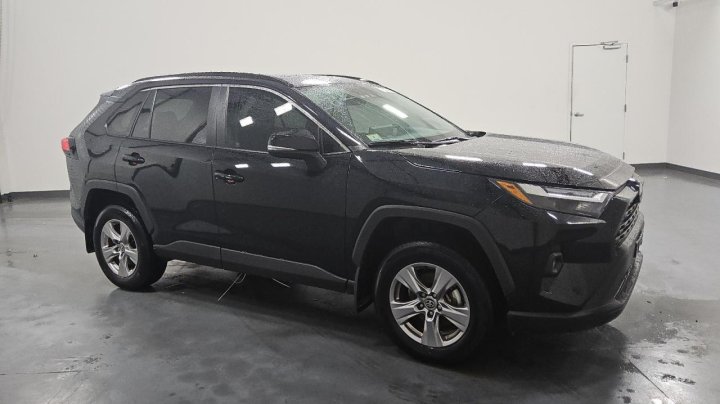 Toyota RAV4  2024