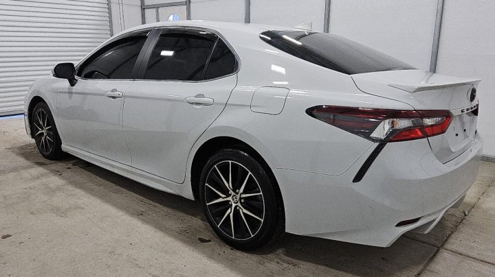 Toyota Camry  2024