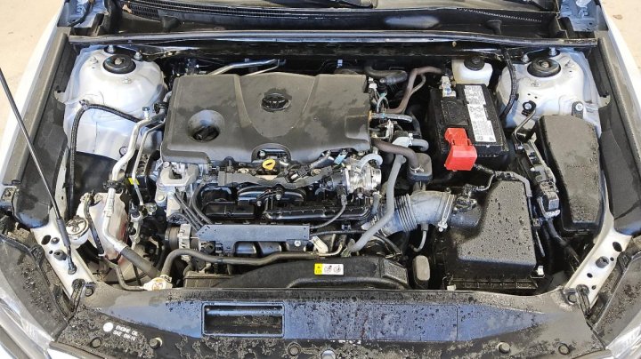 Toyota Camry  2024