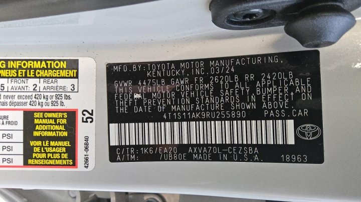 Toyota Camry  2024