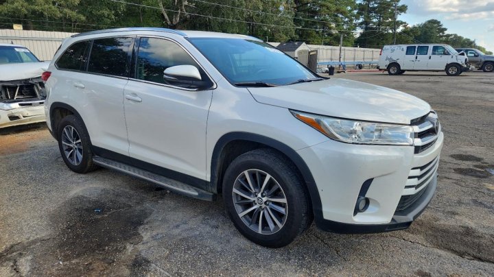 Toyota Highlander  2019