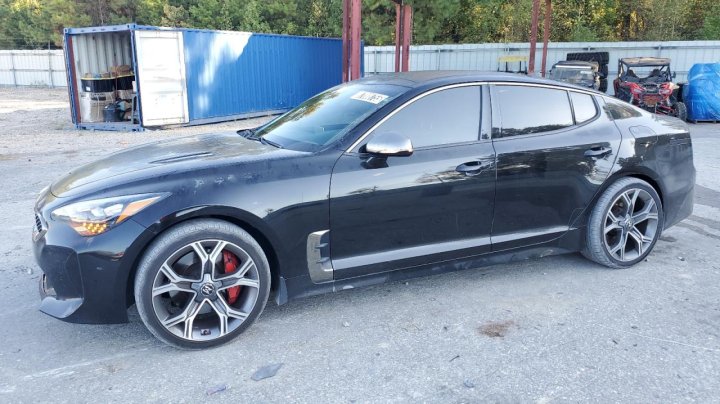 KIA STINGER  2019