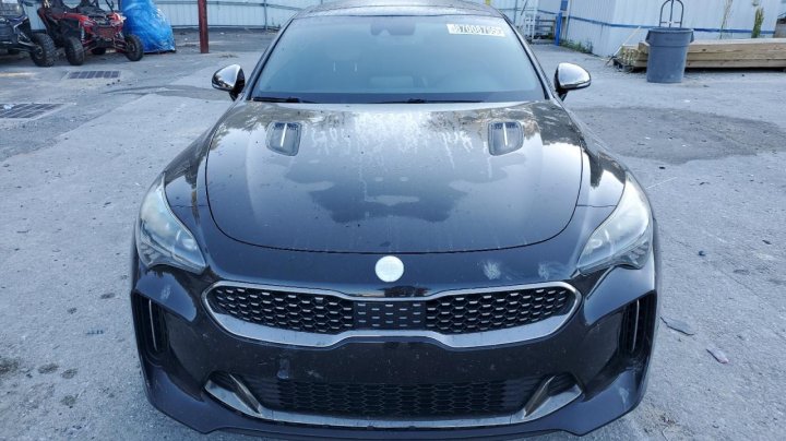KIA STINGER  2019