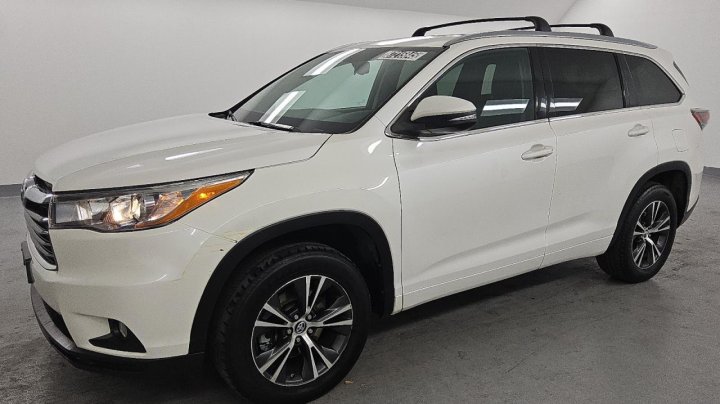 Toyota Highlander  2016