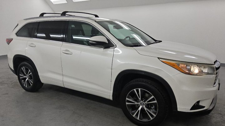 Toyota Highlander  2016