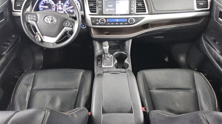 Toyota Highlander  2016