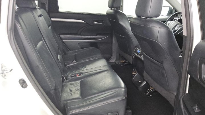 Toyota Highlander  2016