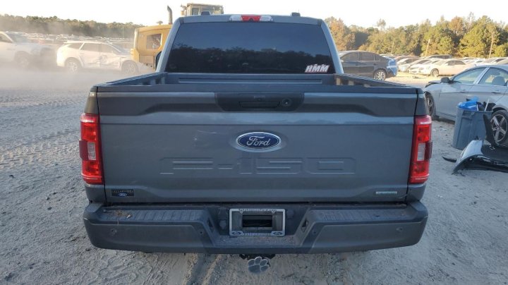 Ford F150  2021