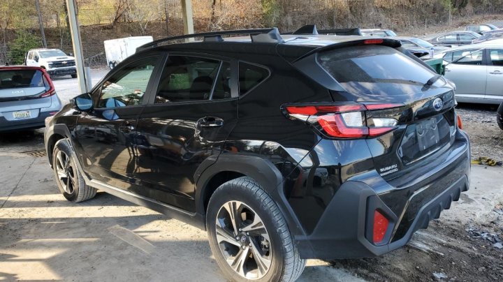 Subaru CROSSTREK  2024