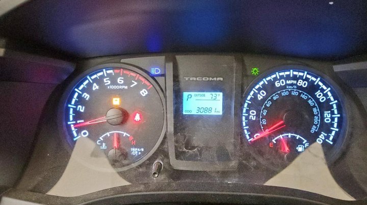 Toyota TACOMA  2016