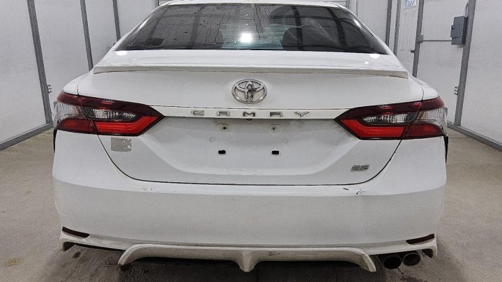 Toyota Camry  2023