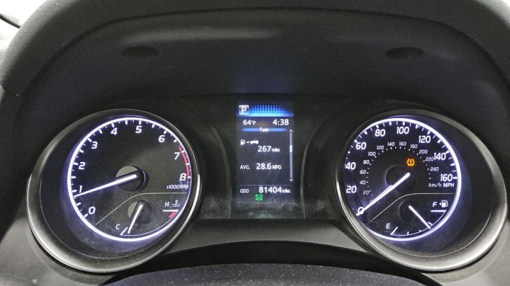 Toyota Camry  2023