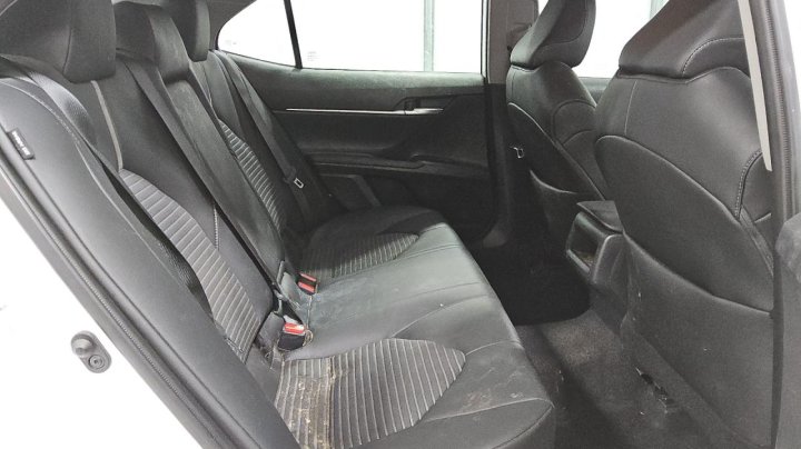 Toyota Camry  2023