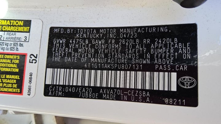 Toyota Camry  2023