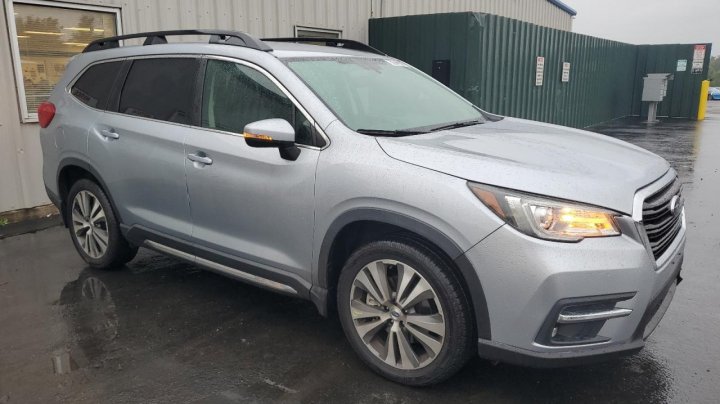Subaru Ascent  2021