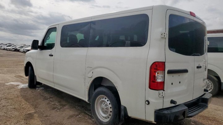 Nissan NV  2017
