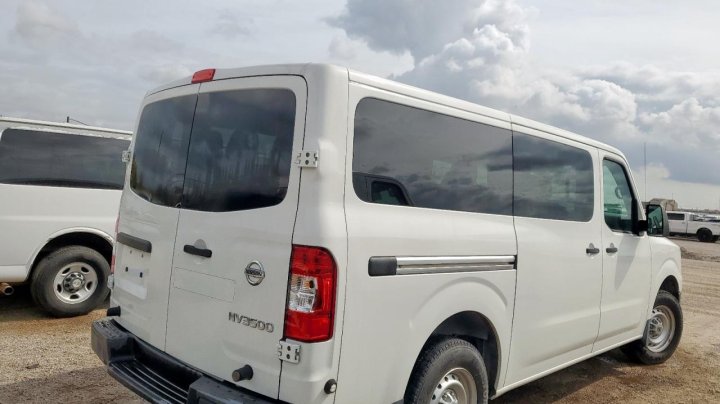 Nissan NV  2017