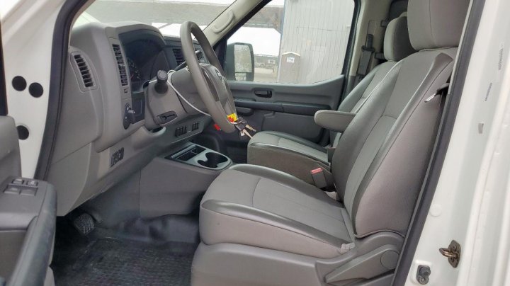 Nissan NV  2017