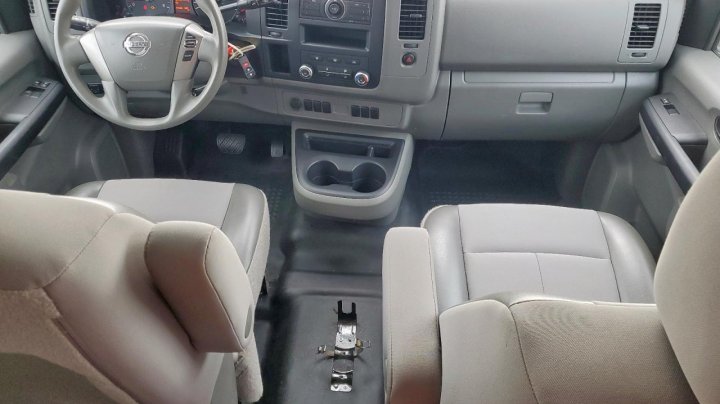Nissan NV  2017