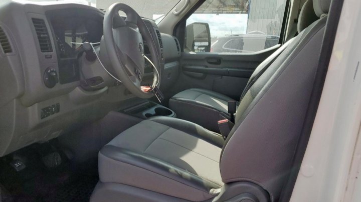 Nissan NV  2017