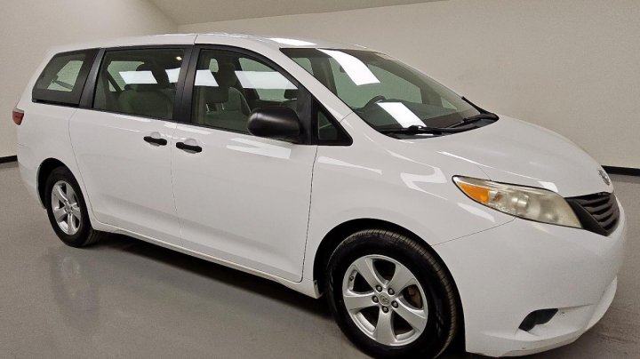 Toyota SIENNA  2016