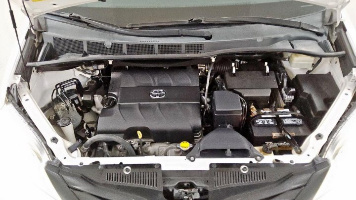 Toyota SIENNA  2016