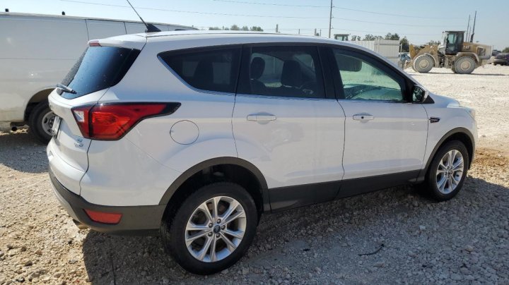 Ford Escape  2019
