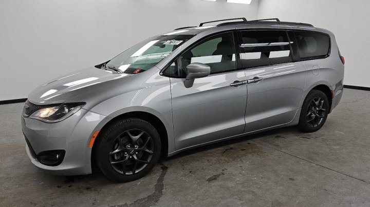CHRYSLER Pacifica  2018