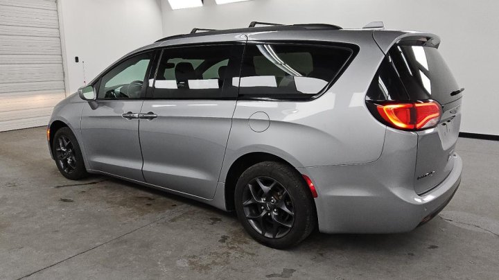 CHRYSLER Pacifica  2018