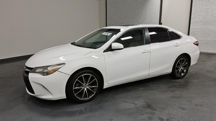 Toyota Camry  2015