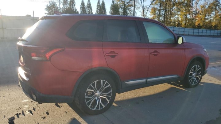 Mitsubishi Outlander  2018