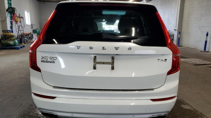 Volvo XC90  2018