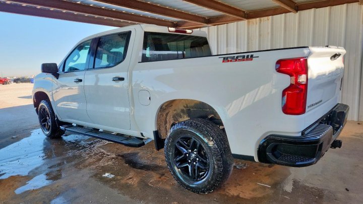 Chevrolet Silverado  2023