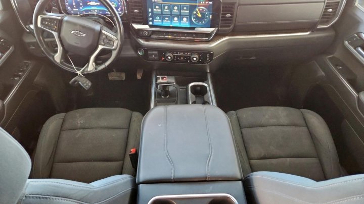 Chevrolet Silverado  2023