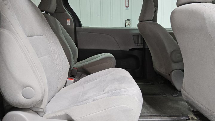 Toyota SIENNA  2016