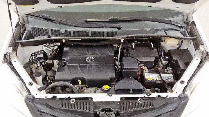 Toyota SIENNA  2016