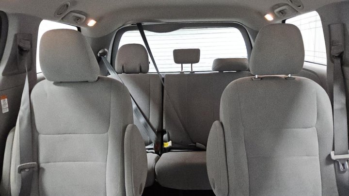 Toyota SIENNA  2016