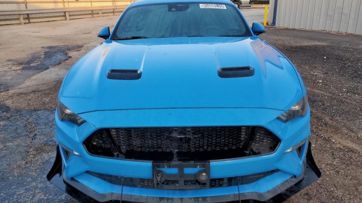 Ford MUSTANG  2023
