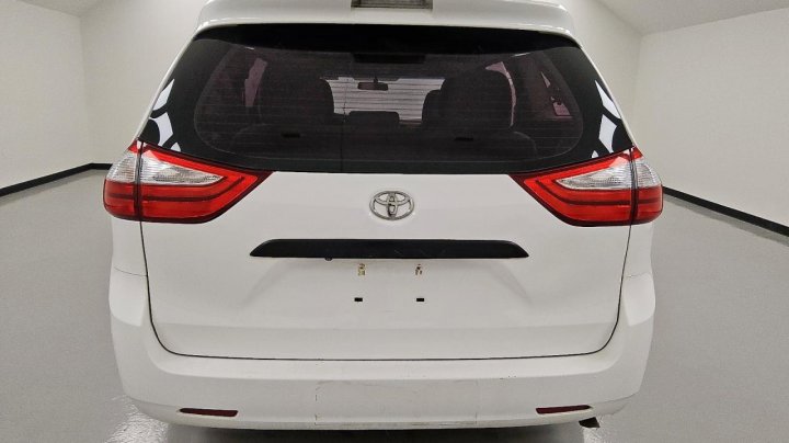 Toyota SIENNA  2016